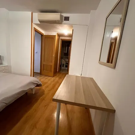 Turistico La Clase La Zubia (Granada)